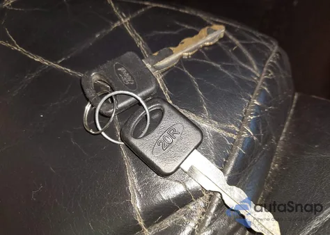 1995 Ford Mustang Gt/Gts z USA, uszkodzony, nr VIN 1FALP45T1SF255801